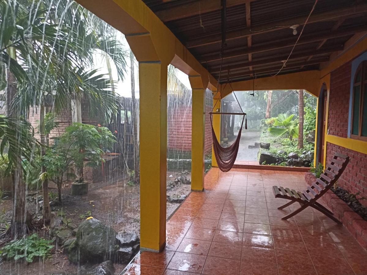 Altagracia Hostel Santa Cruz Ometepe מראה חיצוני תמונה